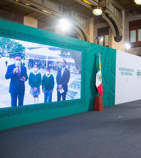 Presidente escuelas