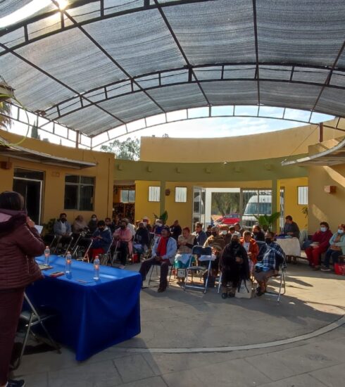 71 273 38917 691944211 3 0110 CADEREYTA ENTORNO