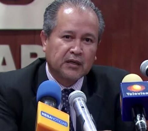 ALEJANDRO ECHEVERR5ÍA CORNEJO