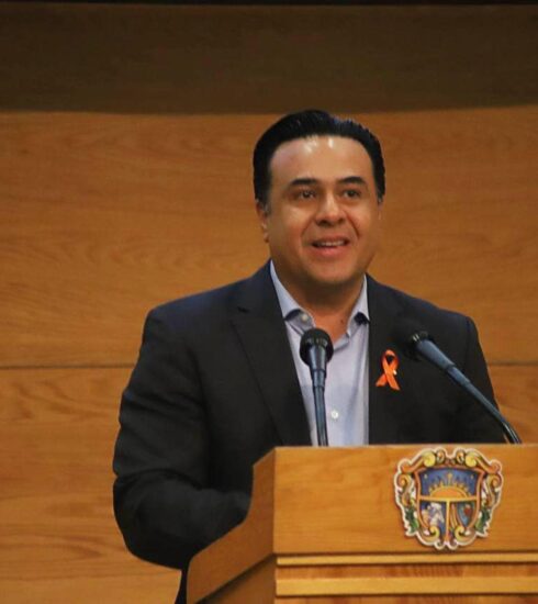 Luis Nava