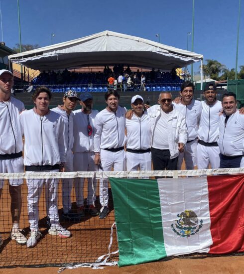 71 273 39182 1351638322 07 02 Participacion Luciano Copa Davis 13 (2)