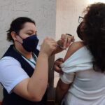 71 273 39448 1426483604 1 0225 VACUNACION