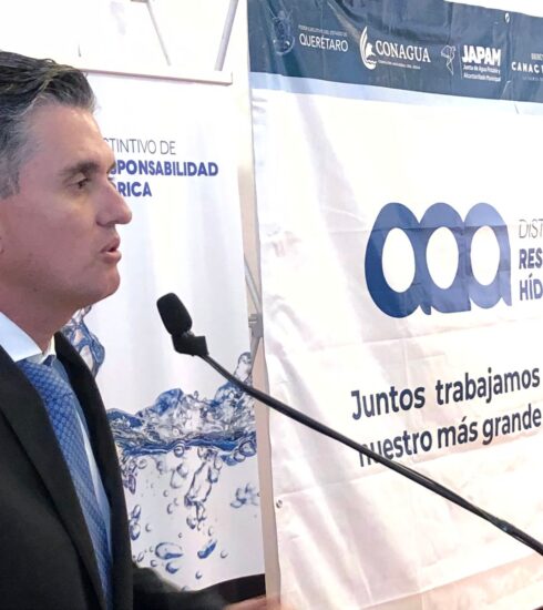 71 273 39872 1266385049 28 03 CEA entrega el Distintivo aQa de Responsabilidad Hidrica a industrias queretanas