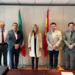 71 273 40069 724480410 f1 (1)