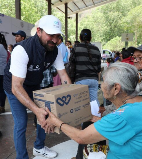 71 273 40592 2073205881 180523 ENTREGA DE APOYOS ALIMENTARIOS PINAL DE AMOLES