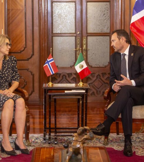 71 273 41188 172385451 27 06 REUNION EMBAJADORA NORUEGA