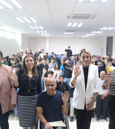 71 273 41623 813164466 8F7341C4 72A9 413B B673 71C26FB9D320