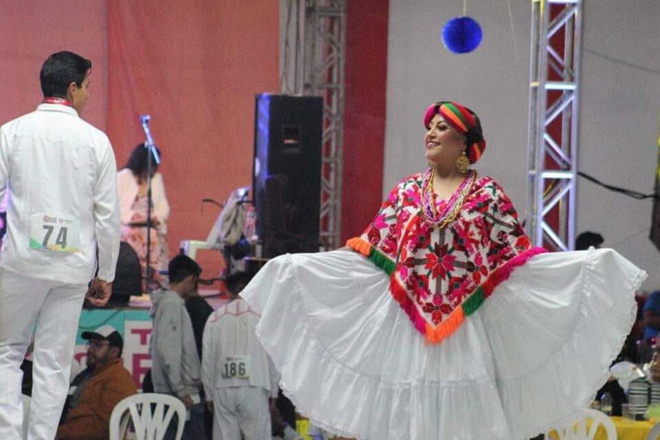 71 273 41631 1933450220 08 07 UPQ FOLKLORE