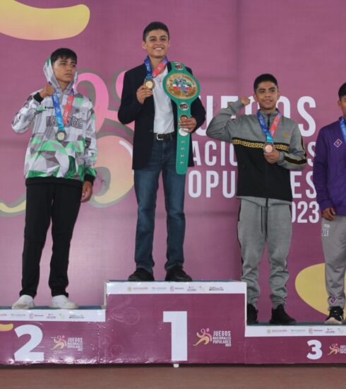 71 273 41852 1995562618 IMG