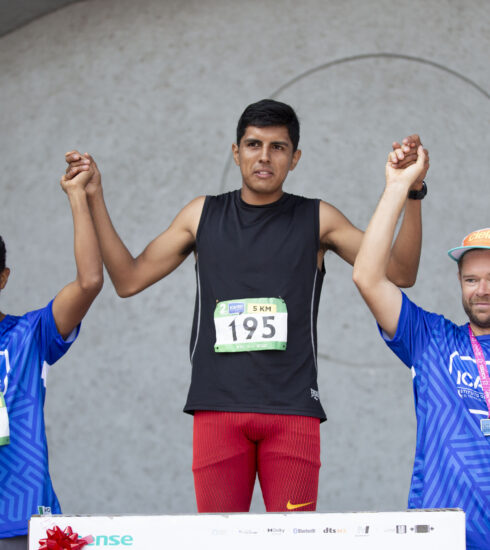 71 273 41877 709199629 290C4577 77EE 4285 9675 C79F987B8F03