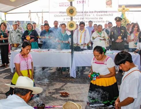 Chichimecas y otomís