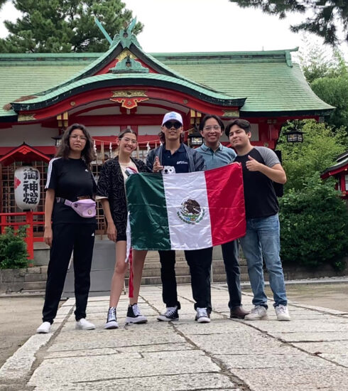 71 273 42020 1246951958 01 07 09 23 Japon (1)