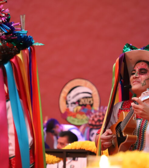 71 273 42647 165925288 XCARET