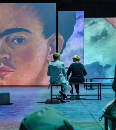 71 273 43562 1653781000 EXPO FRIDA