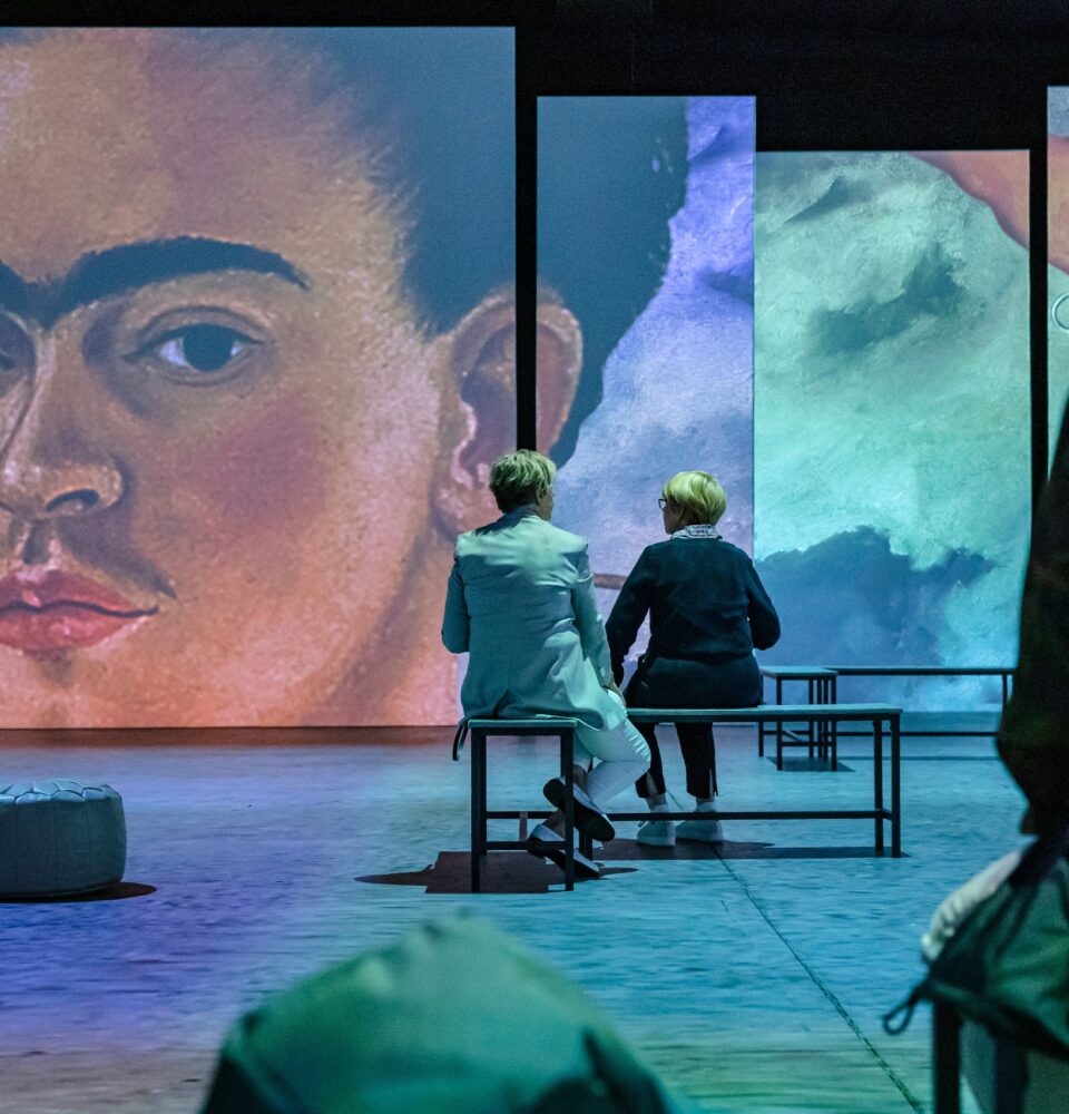 71 273 43562 1653781000 EXPO FRIDA