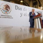 2024 05 15 presidente amlo dia de la maestra y el maestro palacio nacional foto 01
