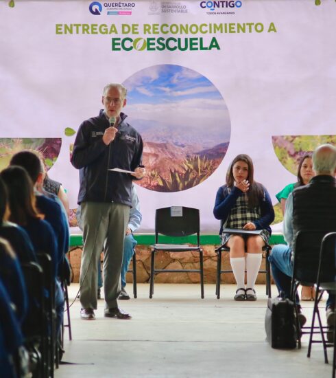 71 273 45333 1286095370 09 09 ECOESCUELA COLON (7)