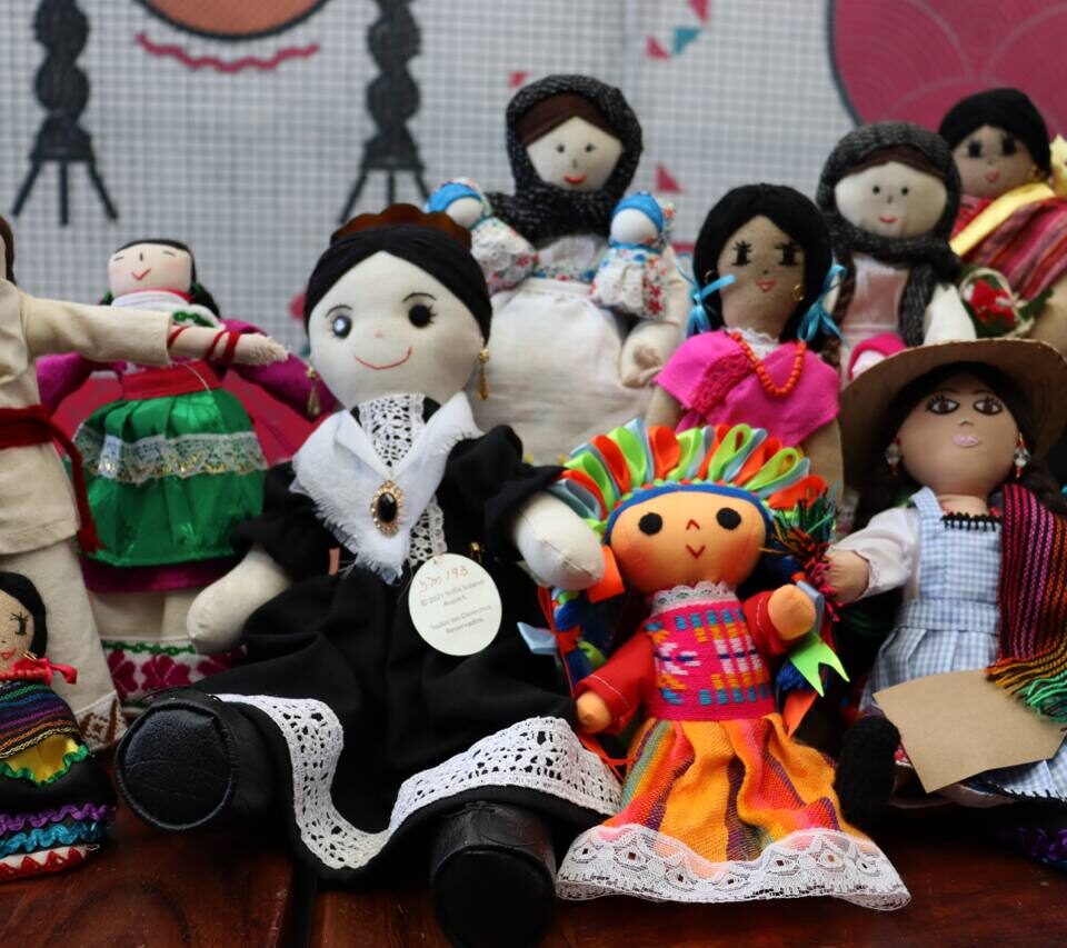 71 273 45349 1932106478 EXPO MUNECAS