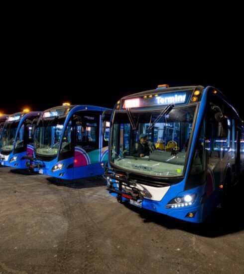 AMEQ mejora el servicio de transporte publico en Hacienda Santa Rosa