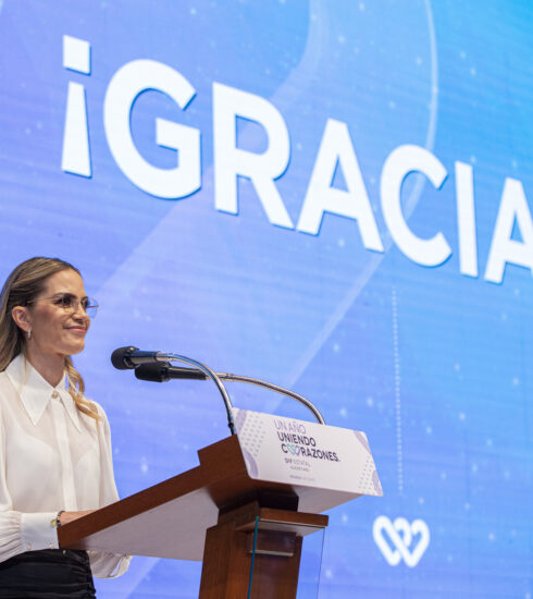 Uniendo corazones