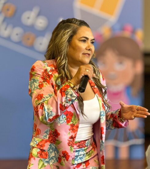 71 273 47745 222679250 04 29 DIA EDUCADORA USEBEQ