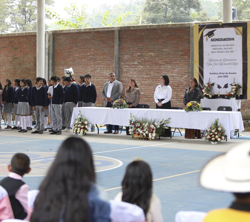 71 273 48417 992362325 010725 graduacion 2025 pinal de amoles 2