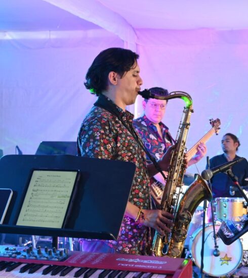 71 273 48458 694252761 07 07 25 jazz5