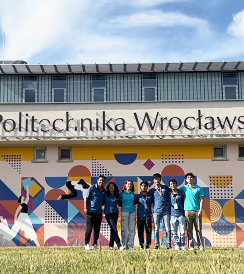71 273 48676 289330713 867db2e3 0c49 4bc6 9e9e 335a9217740e