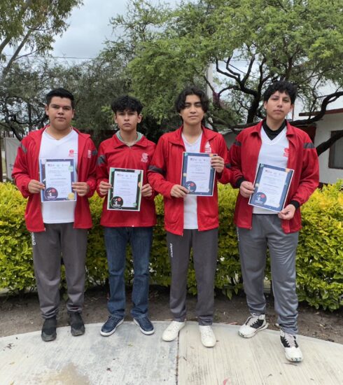 71 273 48732 1783410626 estudiantes de cobaq curso nasa space center houston 0002