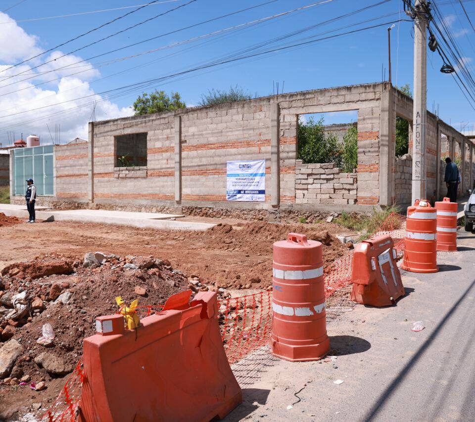 71 273 49114 388531557 10 09 25 entrega sedesoq obra social en tequisquiapan 11