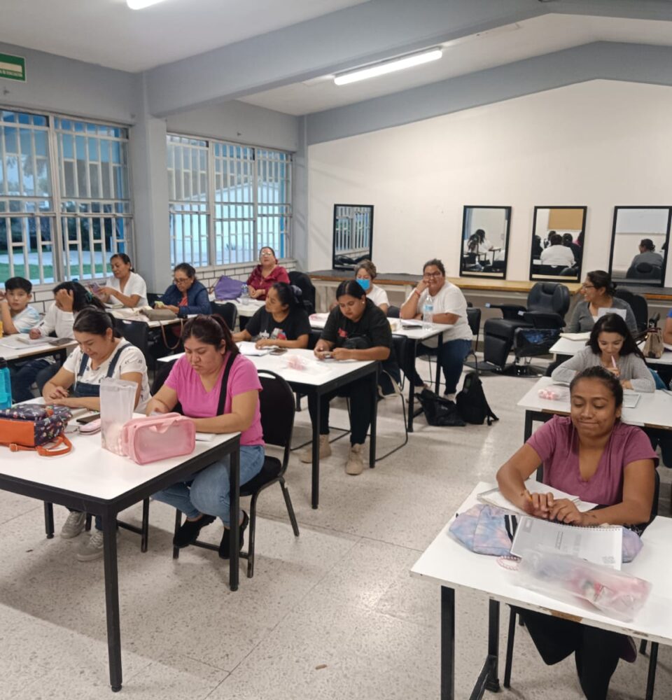 71 273 49127 699467144 boletinsecmuj 11sep talleres2