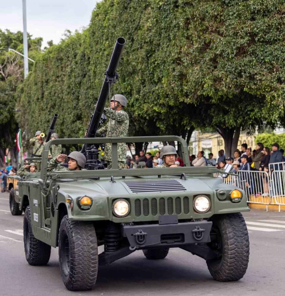 71 273 49157 520741126 16 09 desfile independencia 05