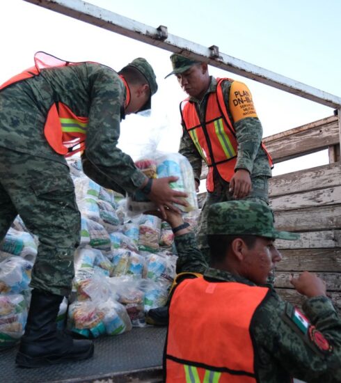 71 273 49460 300573402 14 10 25 suman ma 769 s de 45 mil apoyos enviados a familias de la sierra y semidesierto 8