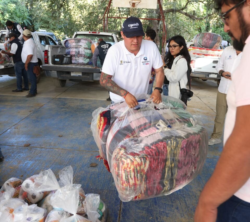 71 273 49471 1818661487 16 10 25 refuerza sedesoq apoyo a familias afectadas por lluvias en la sierra y el semidesierto 7