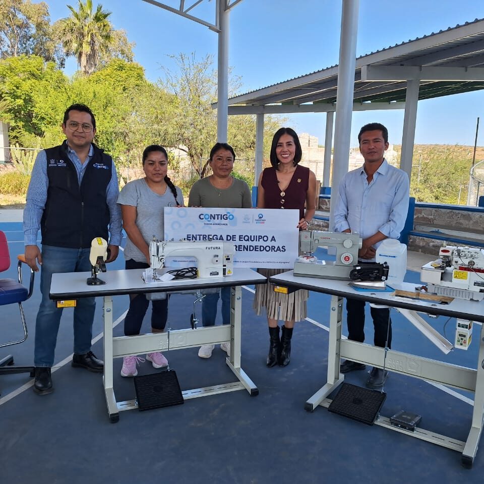 71 273 49851 1049322599 18 11 st entrega equipamiento municipios 03