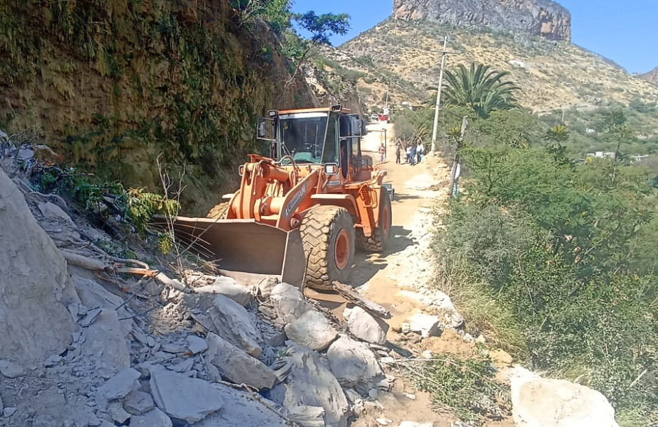 71 273 49918 1198270740 fotonota 44 atiende cei derrumbe penamiller cadereyta (4)
