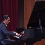 71 273 49946 865112396 27 11 25 piano1