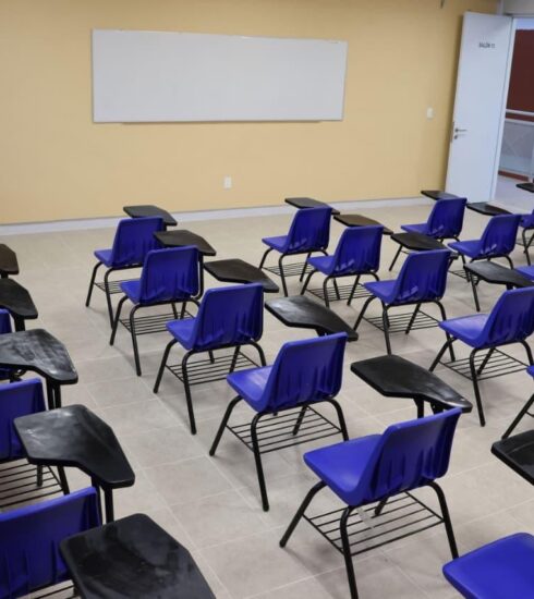 71 273 50286 929185654 5FF4BBA2 516E 4808 AF2E 68F24CAA128D