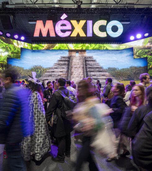 71 273 50365 1089585656 IMG