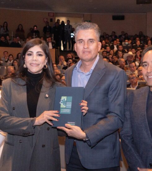 71 273 50442 1582661358 2801 CCA entrega a la CEA el 8220 Programa Hidrico de Queretaro 8221