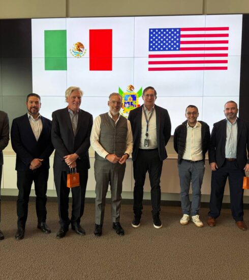 71 273 50965 1801792486 03 25 CLOUD LC4 (3)