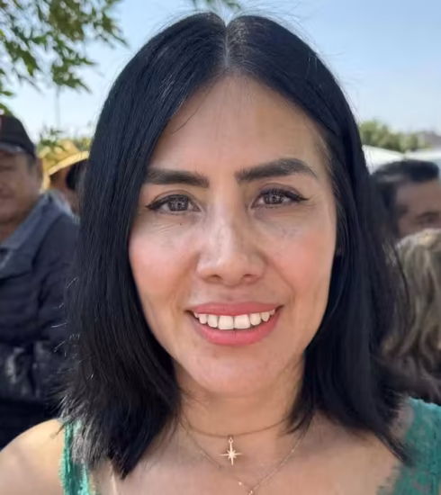 Liliana san martin castillo secretaria del trabajo en el estado de queretaro durante conferencia sobre agenda del dia del trab