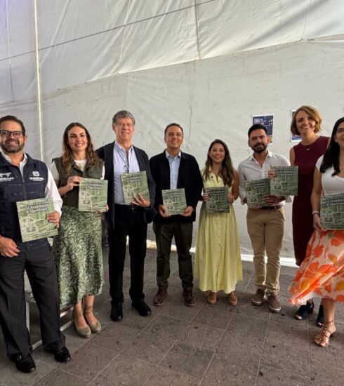 71 273 52148 387030750 30 07 26 Feria Libro4