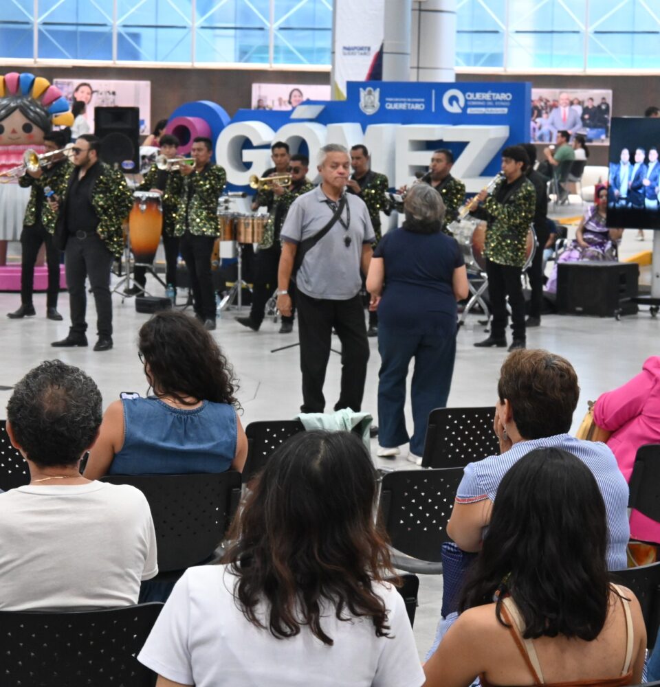 71 273 52170 1991410263 08 03 13MilVisitantesPasaporteQueretaro CECEQ