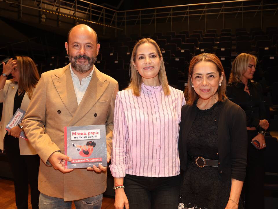 71 273 52419 1558224306 270826 CONFERENCIA JOSEFINA MAMA PAPA ME HICISTE ADICT@