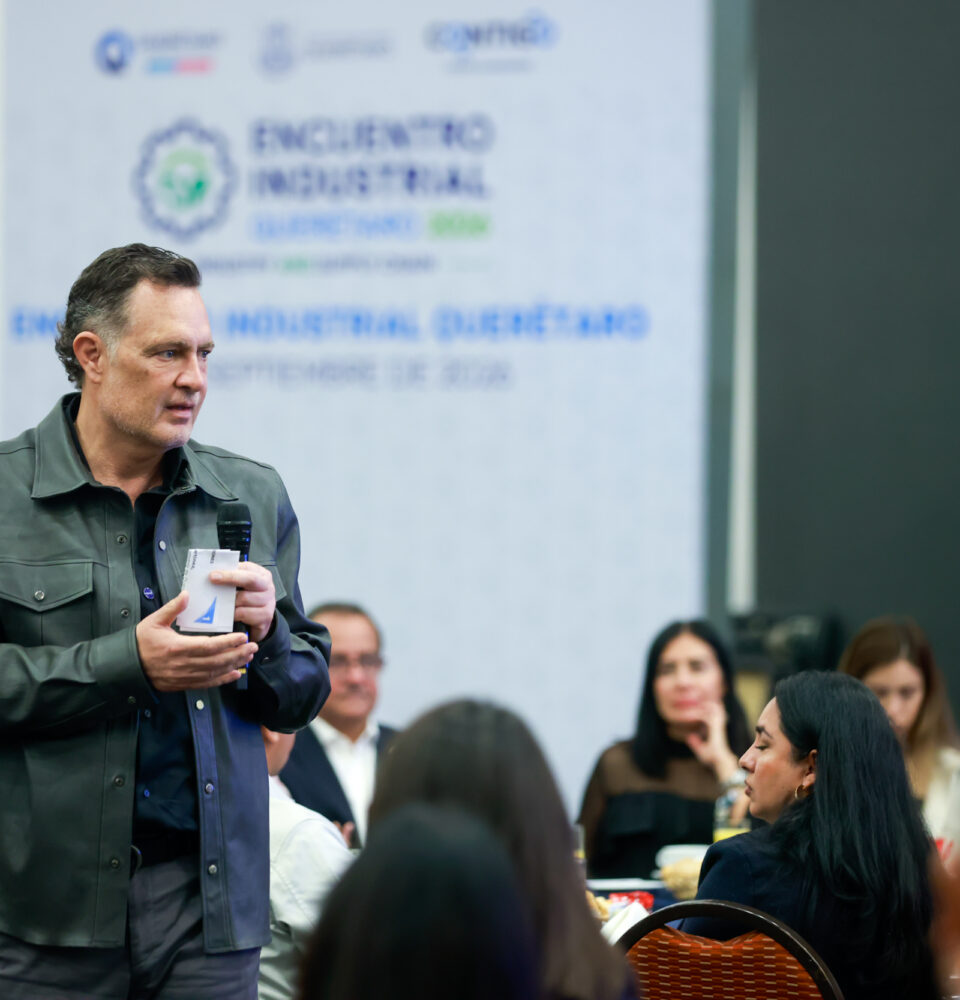 71 273 52469 522265518 02 09 2026 DESAYUNO CON EMPRESARIOS LLB