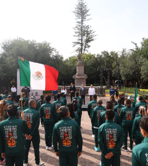71 273 52591 939171436 09 15 2026 BANDERAZO CARRERA DE LA LIBERTAD